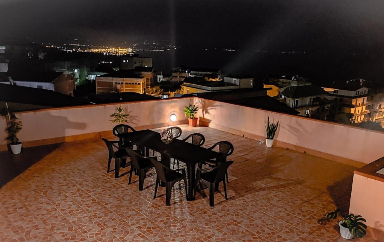 Attico Panoramico Apartamento Nicotera
